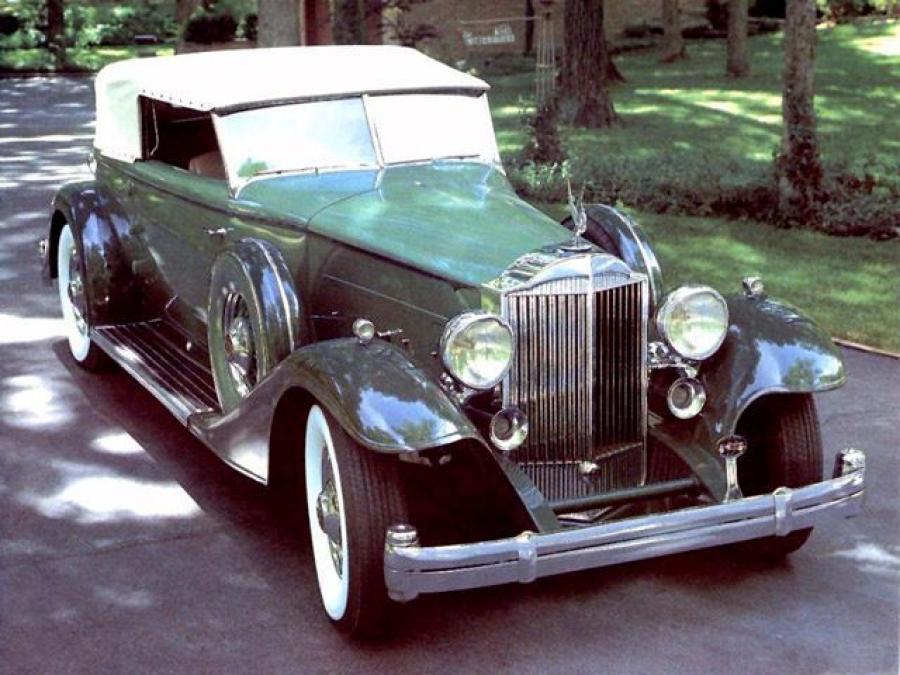Packard Custom Twelve Convertible Victoria by Dietrich '1933